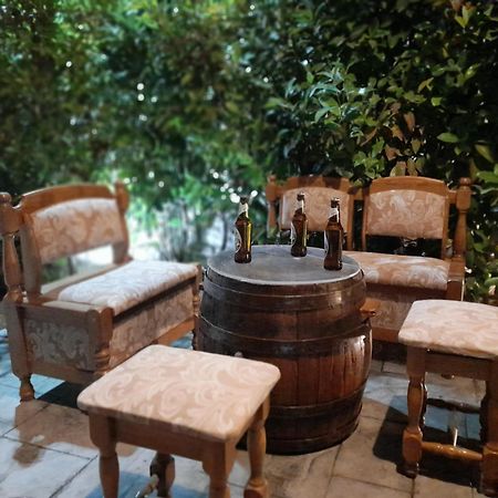 Vila Marjana Sarandë 外观 照片