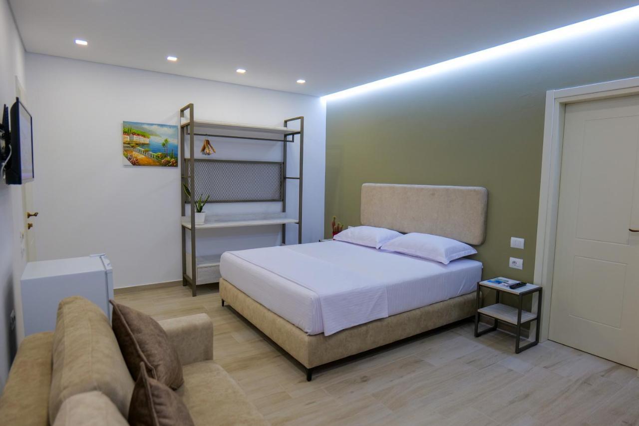 Vila Marjana Sarandë 外观 照片