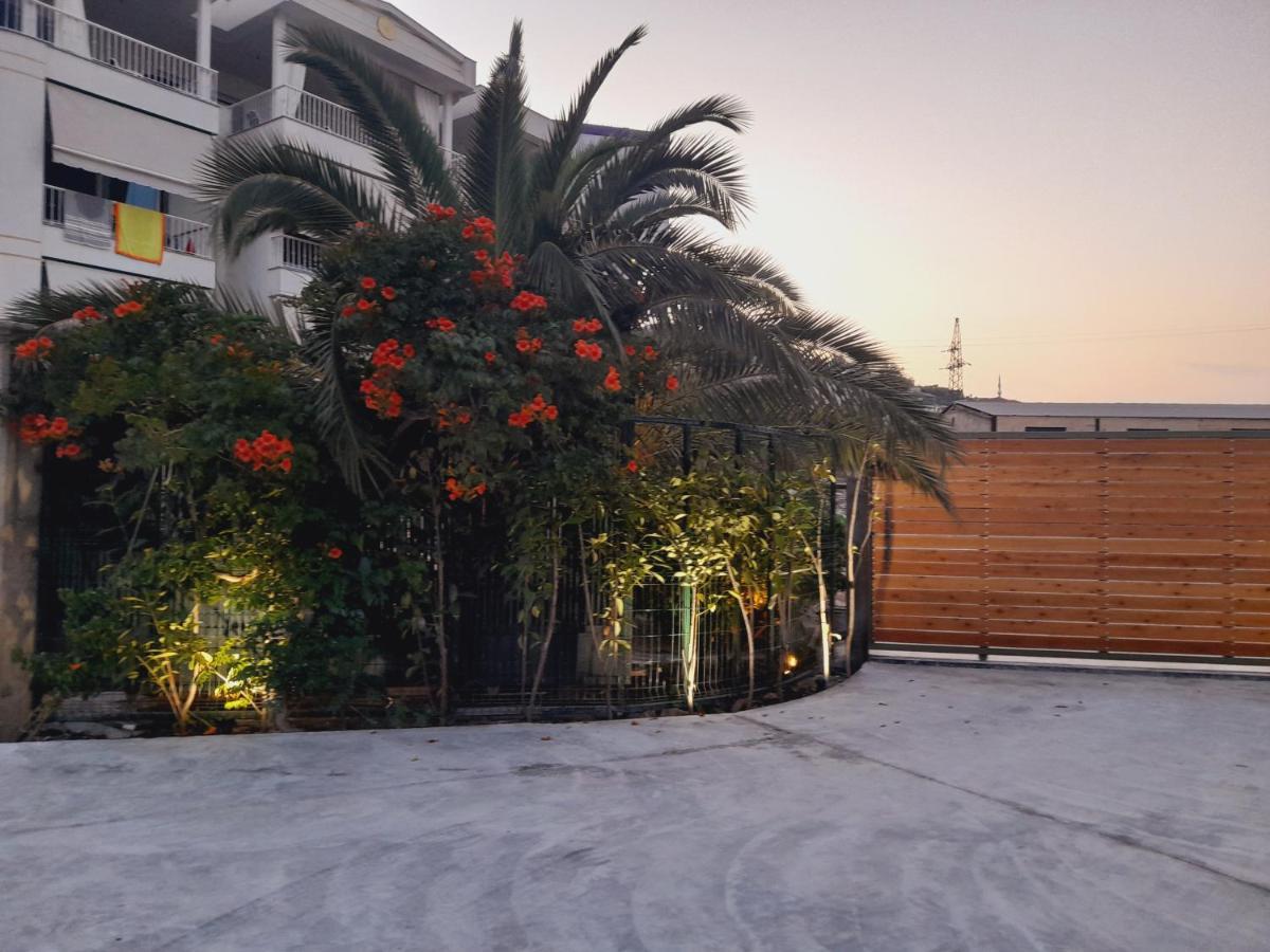 Vila Marjana Sarandë 外观 照片